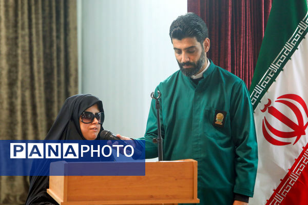 حضور تولیت آستان قدس رضوی در جمع دانش‌آموزان با آسیب بینایی مشهد