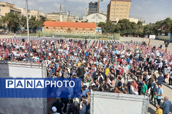 برگزاری جشن یکصدمین سال استقرار دبیرستان ماندگار البرز