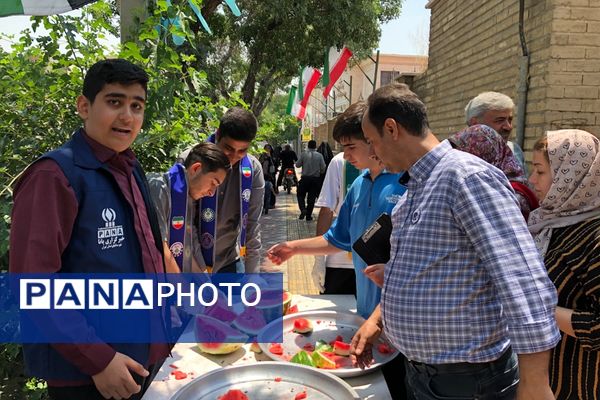 برپایی موکب عید غدیر به همت بسیج فرهنگیان و دانش آموزی ناحیه دو شهرری 