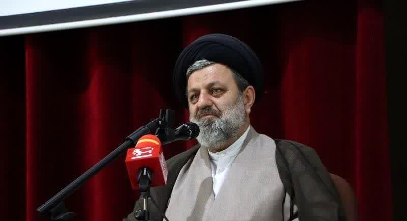 نمایندگی ولی فقیه باید به عنوان یک مجموعه بصیر و هوشیار عمل کند