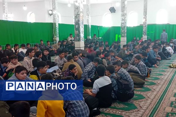 برگزاری پیاده‌روی عظیم فاطمیه در فیروزکوه