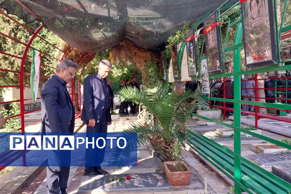 غبار روبی گلزار شهدا شیراز