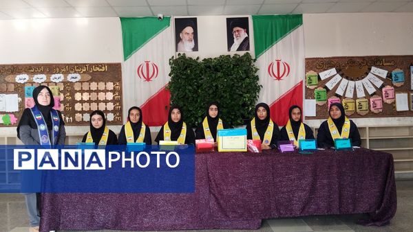  انتخابات شورای دانش آموزی در دبیرستان هوشیار