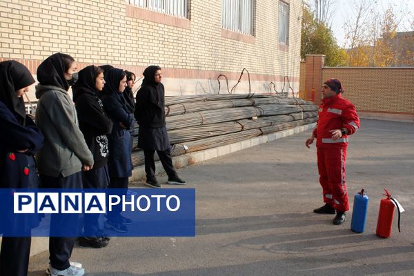 مانور سراسری زلزله و ایمنی در پردیس