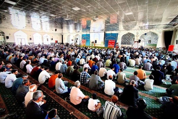 نماز عبادی سیاسی جمعه در شهرستان کاشمر 