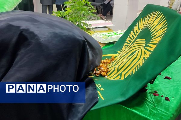 حضور خادمین آستان قدس رضوی در مدرسه شاهد کوثر رباط‌کریم به مناسبت دهه کرامت