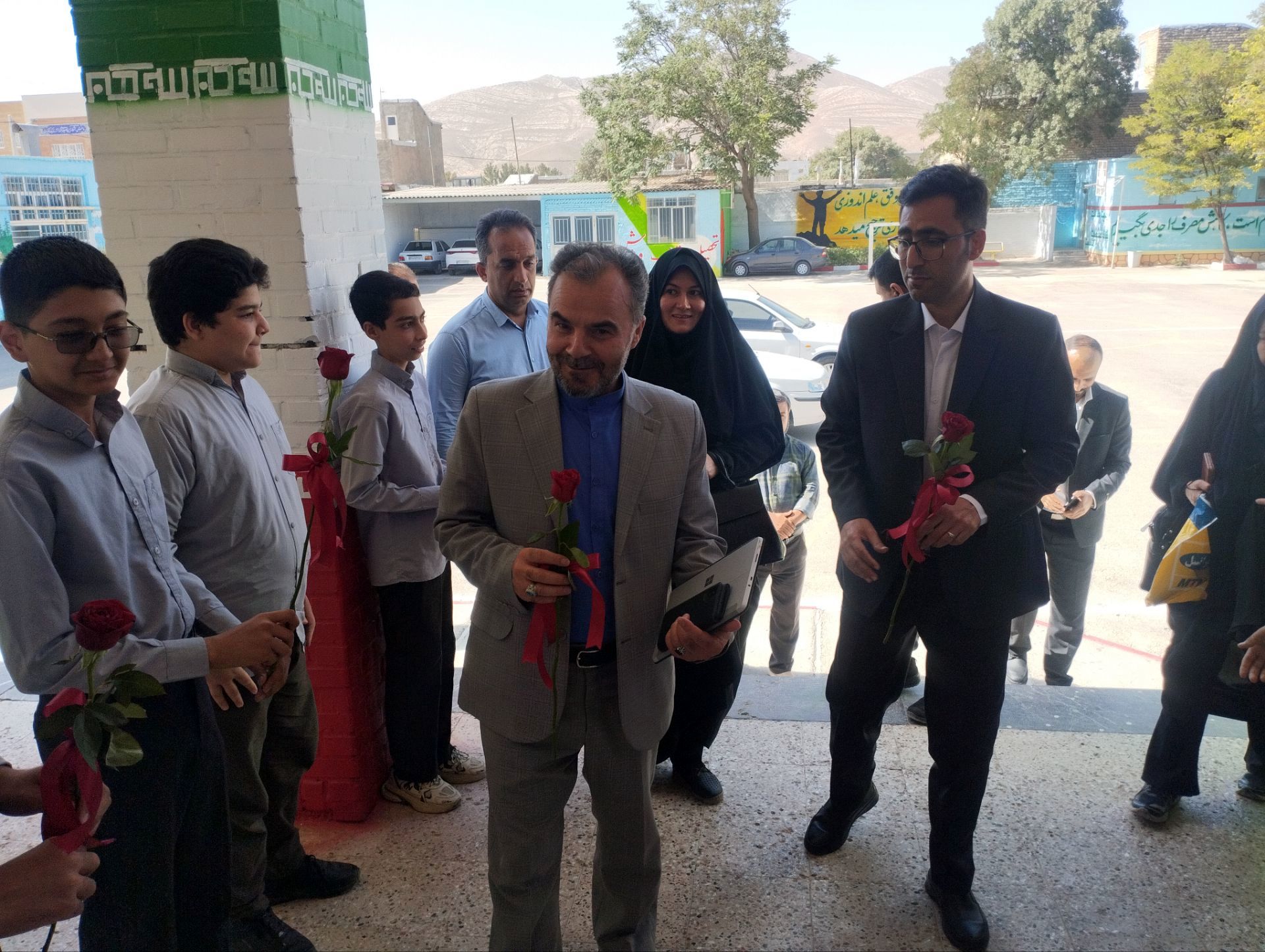 بازدید مدیرکل قرآن و عترت و نماز وزارت آموزش و پرورش از مدارس و دارالقرآن شیروان