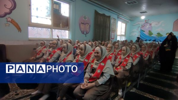 بازدید و ارزیابی بازرسان کشوری از فعالیت‎‌‌های تشکیلاتی پیشتازان دبستان رستگارمقدم مشهد