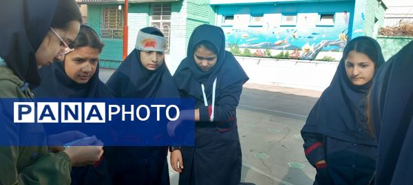 بیست و هفتمین مانور زلزله سراسری در دبیرستان یغمای نیشابوری(وکیلی۳)