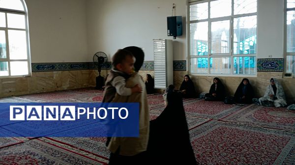 حضور کودکان در نماز جمعه کاشمر 