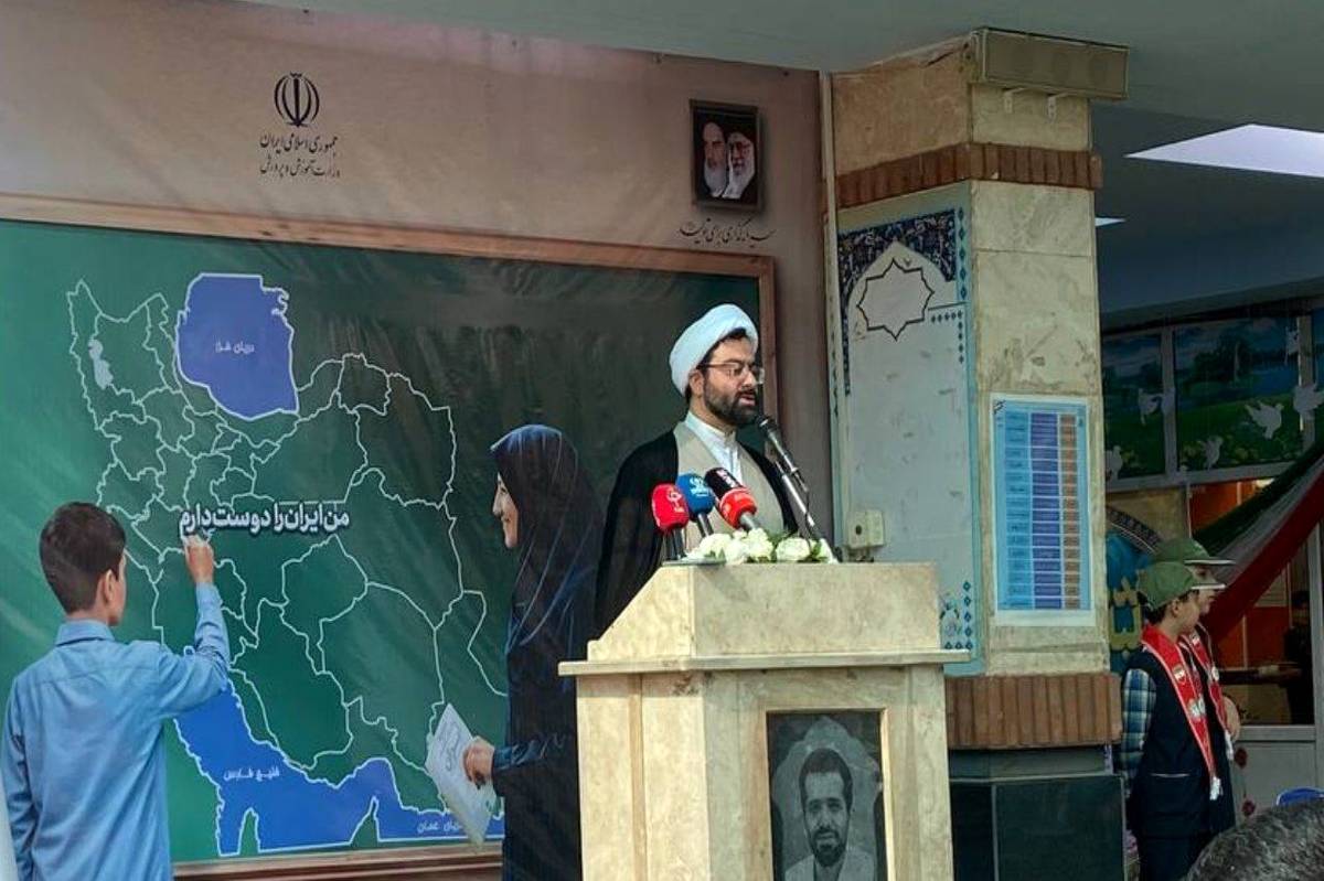 ‌توزیع ۸۵۰ هزار بسته لوازم‌التحریر بین دانش‌آموزان مددجوی کمیته امداد در سال جاری