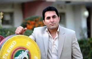 کوروش باقری در فدراسیون وزنه برداری پست گرفت