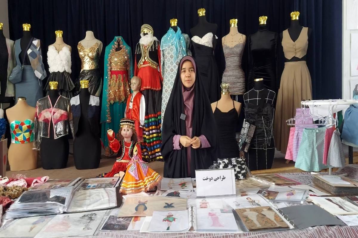 از مهارت تا انتخاب؛ نمایشگاه مشاغل هنرستان نوایی برگزار شد