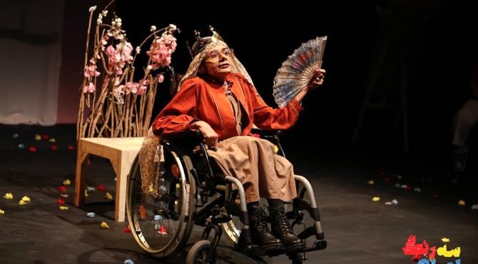 نمایش «سه رنگ اصلی» تمدید شد