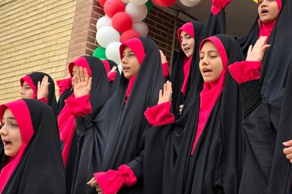 برگزاری جشن جوانه ها ، آغاز فصل رویش جوانه ها در بهارستان دو