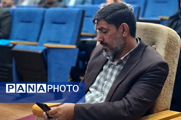 نشست فصلی مدیران شهرستان قرچک