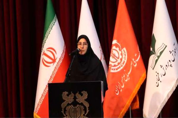 مدرسه کانون تحول در جامعه است/ عدالت آموزشی با تربیت تمام‌ساحتی محقق می‌شود