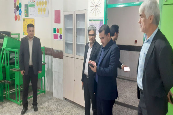 بازدید ناظران استانی از ستاد اسکان فرهنگیان دشتستان