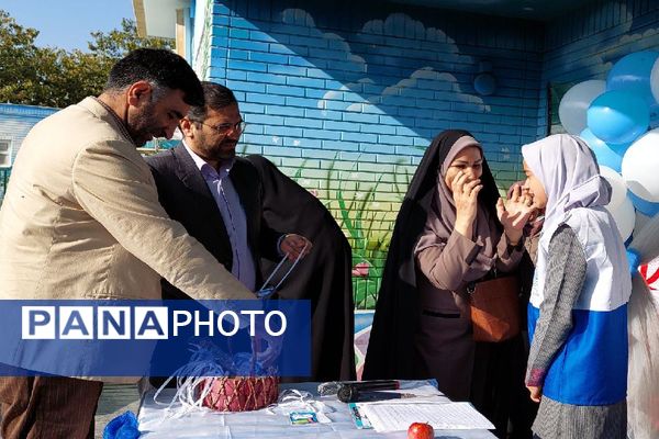 افتتاحیه سفیران سلامت و اتاق بهداشت در دبستان فاطمه بنت اسد مشهد
