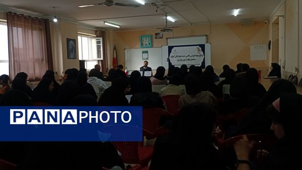 تقویت سواد حقوقی دانش‌آموزان با طرح «قاضی» در رزن