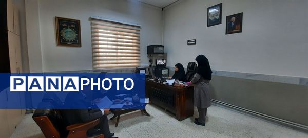 بازدید سرگروه‌های آموزشی از دبیرستان مهشید مصلی نژاد