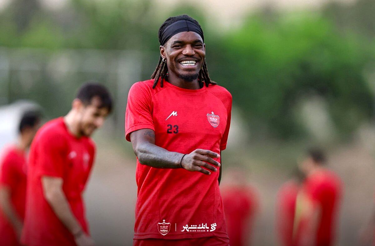 تأییدیه فیفا برای مهاجم خارجی پرسپولیس صادر شد