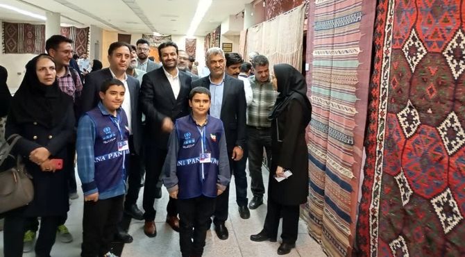 نمایشگاه دست‌‎بافته‌ها در شیراز
