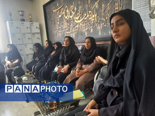 بازدید مدیر آموزش و پرورش کاشمر از هنرستان رازی