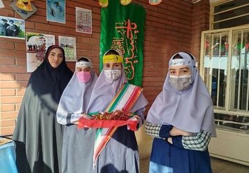 برگزاری مراسم جشن به مناسبت دهه فجر در آموزشگاه جلوه حق 