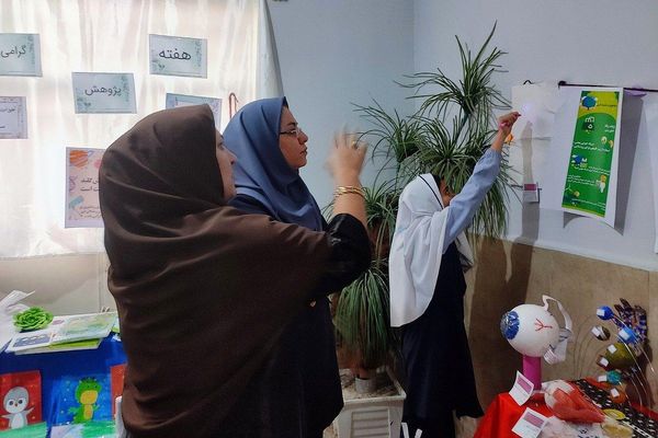 هفته پژوهش در مدرسه شهید معظم شهرستان قدس