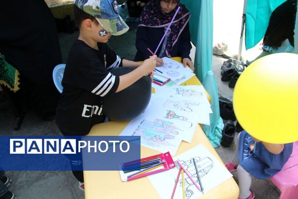 حضور باشکوه جاماندگان اربعین حسینی در شهر ری