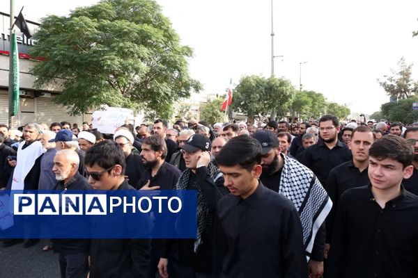اعلام انزجار مردم قم از یاوه گویی‌های استکبار جهانی با راهپیمایی «عهد خون»