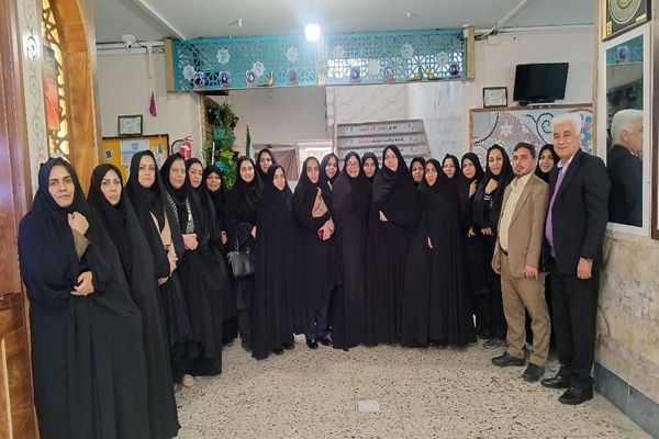 تجربه‌گردانی مدرسه شاهد شهدای وحدت در مشهد