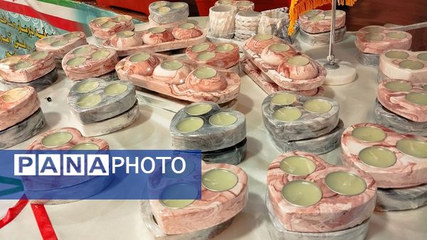 نواختن زنگ ایثار و مقاومت در دبیرستان شاهد شهید کلانتری ناحیه یک کرج 