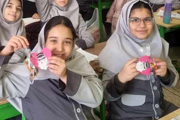 ولادت حضرت علی علیه السلام در دبستان دخترانه حاتم ناحیه دو شهرری 