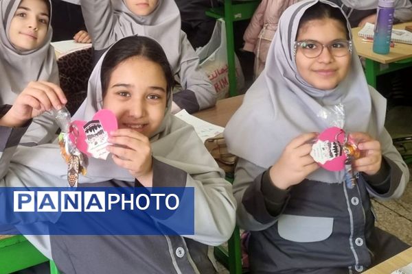 ولادت حضرت علی علیه السلام در دبستان دخترانه حاتم ناحیه دو شهرری 