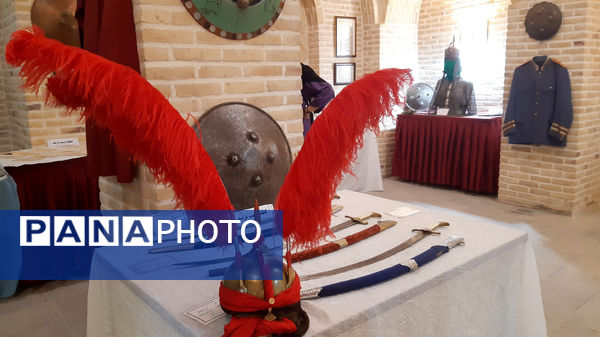 بازتاب هنر عاشورایی در نمایشگاه نسخ خطی و لباس‌های تعزیه
