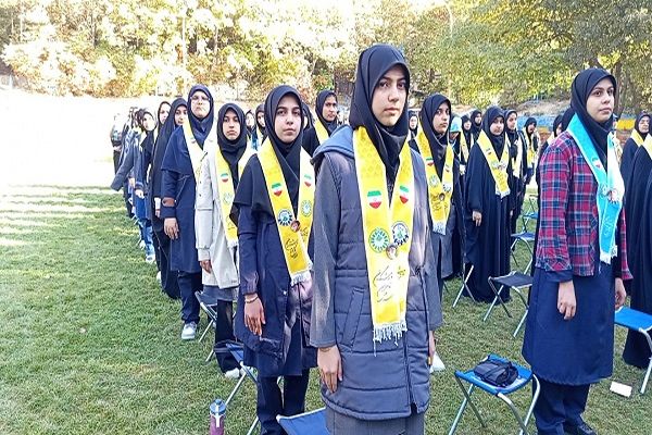 بازی‌های گروهی در اردوی پیشتازان