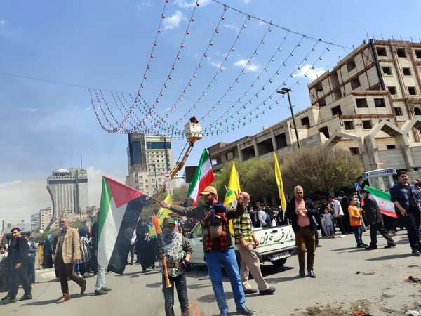 حماسه آفرینی مردم غیور مشهد در راهپیمایی روز جهانی قدس