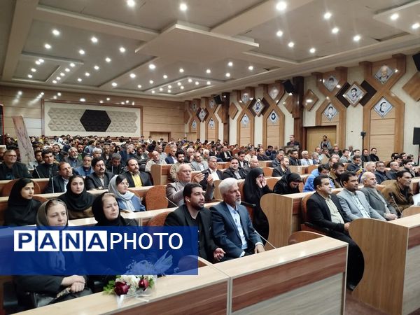 آیین تجلیل از برترین‌های فوتبال و فوتسال شهرستان کاشمر 