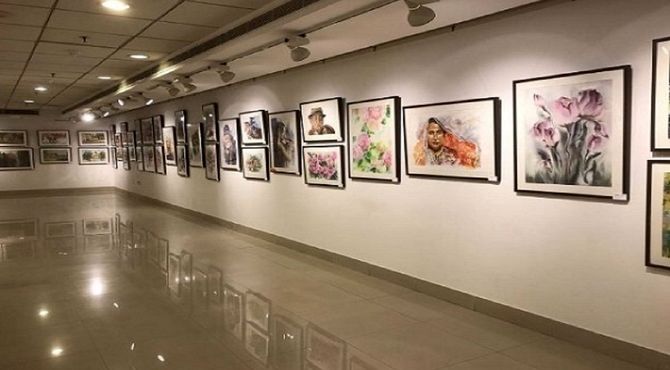 هنر در قاب تجربه ؛روایت یک نمایشگاه گروهی