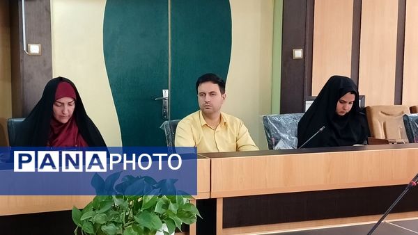 برگزاری جلسه شورای معاونان آموزش و پرورش ناحیه۳ کرج