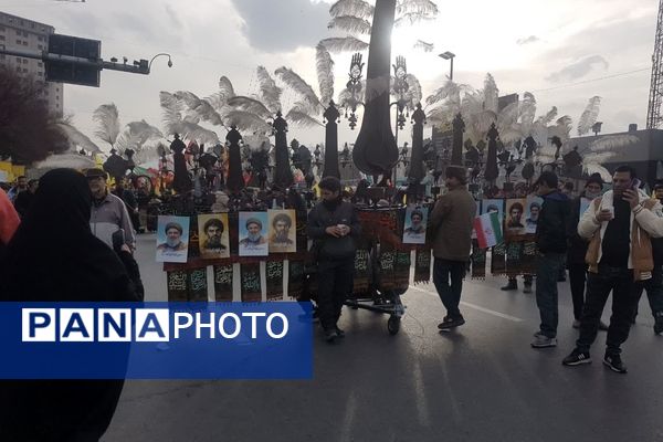 تشییع نمادین شهدای مقاومت درمشهد