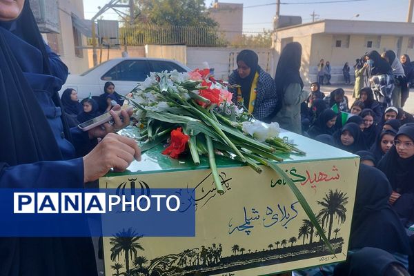 دبیرستان دخترانه صنف پوشاک ناحیه 3 میزبان شهید گمنام