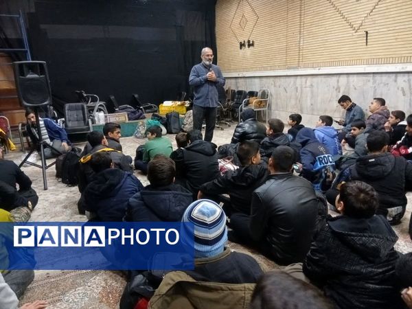 اعزام پنجمین کاروان راهیان نور پسران دانش‌آموز استان قم