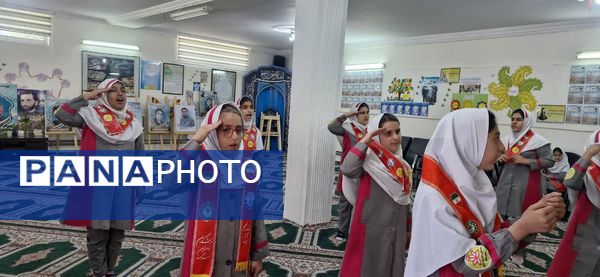 بازدید رئیس سازمان دانش‌آموزی از دبستان شاهد دختران