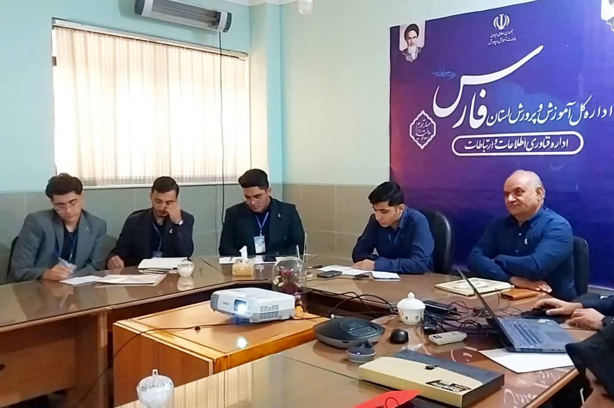 اتحاد و راهکار، نه فقط نقد؛ کلید حل مشکلات دانشآموزان