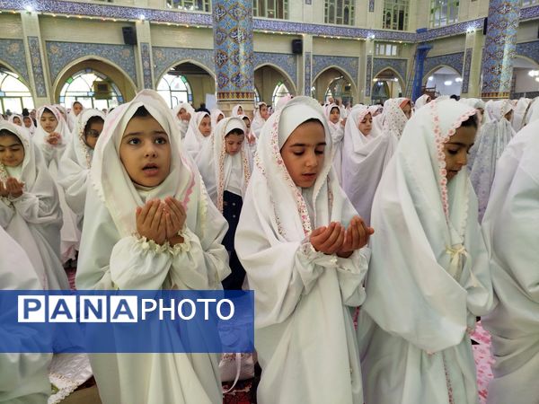 بزرگ‌ترین مراسم جشن تکلیف دانش‌آموزان پایه سوم ابتدایی شهرستان مراغه 