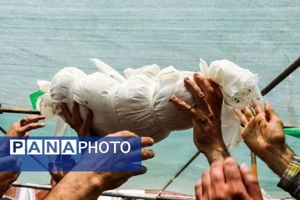 تشییع باشکوه پیکر شهدای اقتدار با حضور دانش‌آموزان رباط کریم در تهران