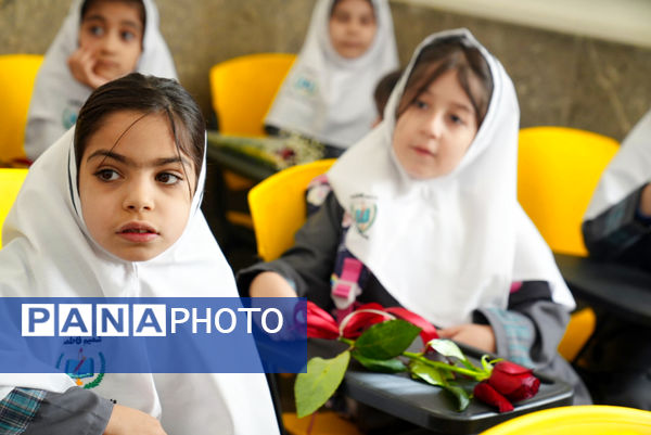 بهار کودکی در آستانه مهر؛ شکوفههای دبستان شمیم فاطمه
